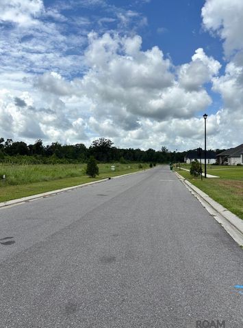 27012 Napa Ln, Zachary, LA 70791