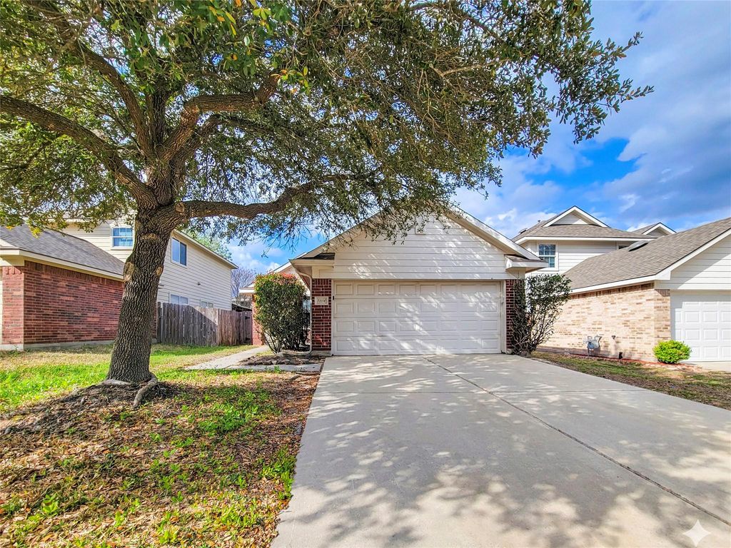 7206 Cool Springs Court, Magnolia, TX 77354