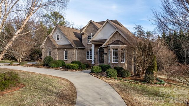 2301 Willow Creek Drive, Newton, NC 28658