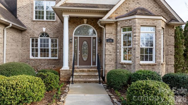 2301 Willow Creek Drive, Newton, NC 28658