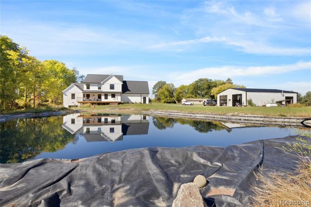 1989 S Lapeer Road, Lapeer, MI 48446