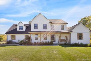 1989 S Lapeer Road, Lapeer, MI 48446