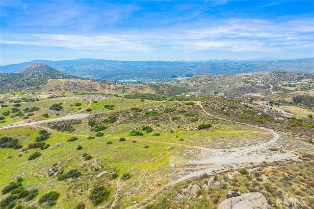 41120 Jojoba Hills Circle, Aguanga, CA 92536
