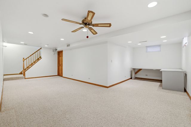 637 N Lyle Avenue, Elgin, IL 60123