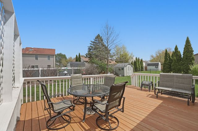 637 N Lyle Avenue, Elgin, IL 60123