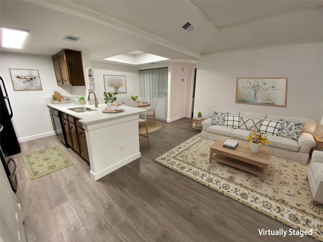 8510 Park Lane 203, Dallas, TX 75231
