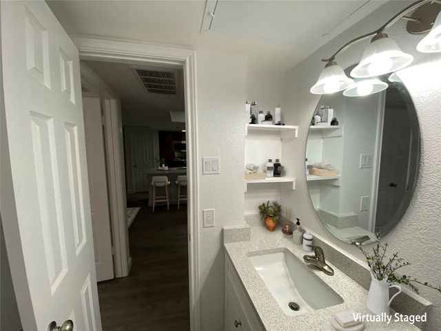 8510 Park Lane 203, Dallas, TX 75231