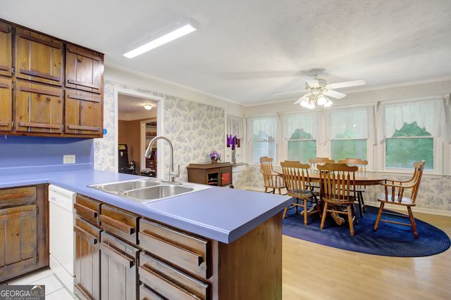 155 Pine Tree Drive, Fayetteville, GA 30214