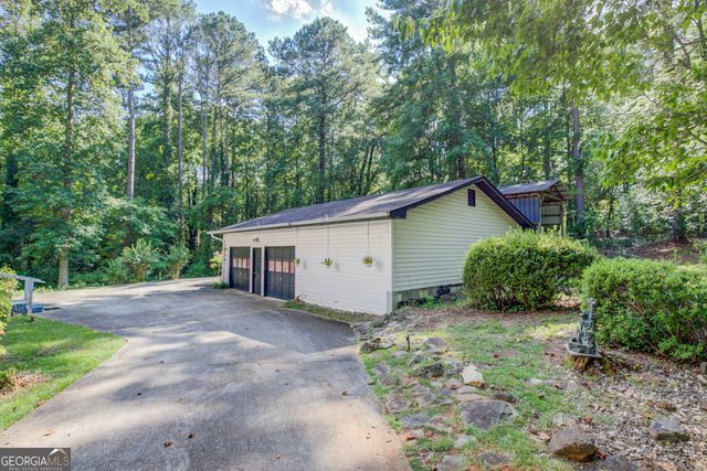 155 Pine Tree Drive, Fayetteville, GA 30214