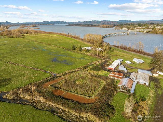 252 SR 409, Cathlamet, WA 98612