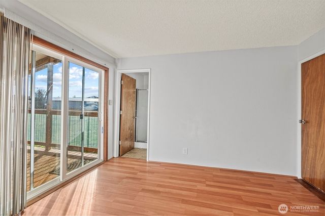 252 SR 409, Cathlamet, WA 98612