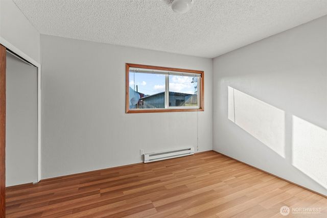 252 SR 409, Cathlamet, WA 98612