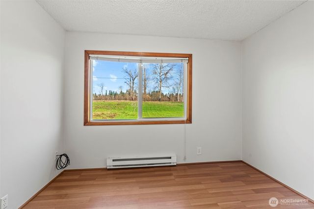 252 SR 409, Cathlamet, WA 98612