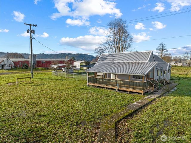 252 SR 409, Cathlamet, WA 98612