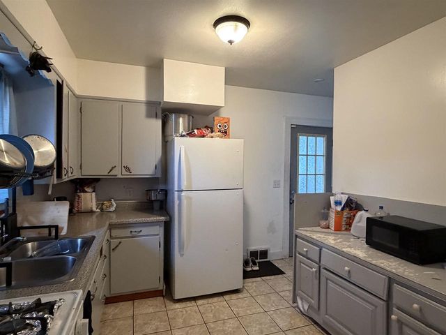 928 Gerald Avenue, Beloit, WI 53511