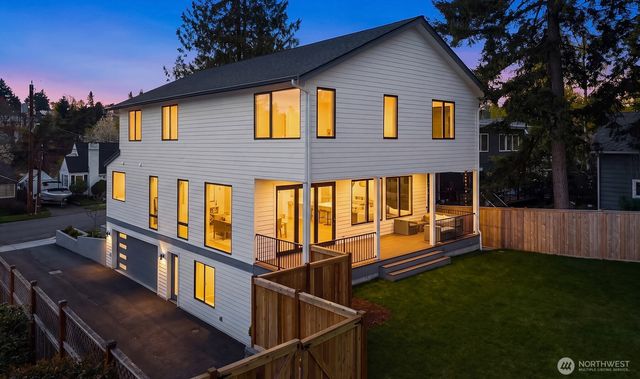 6214 40th Avenue NE, Seattle, WA 98115