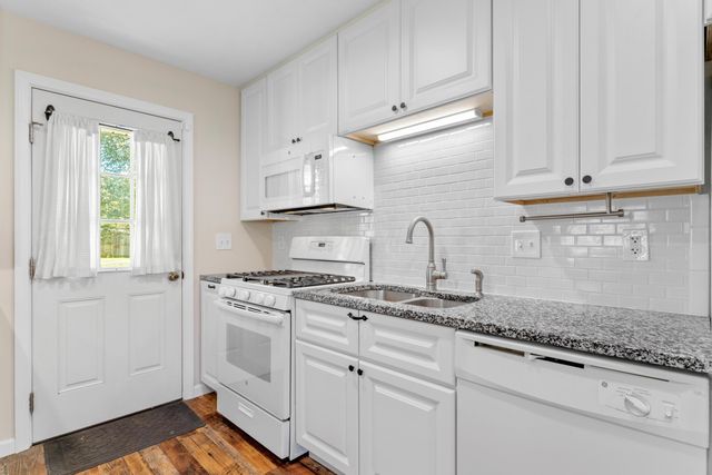 369 Hillview Drive, Johnstown, OH 43031