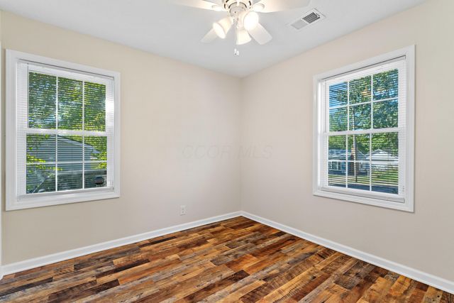 369 Hillview Drive, Johnstown, OH 43031