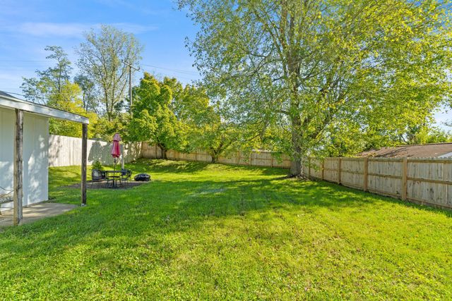 369 Hillview Drive, Johnstown, OH 43031