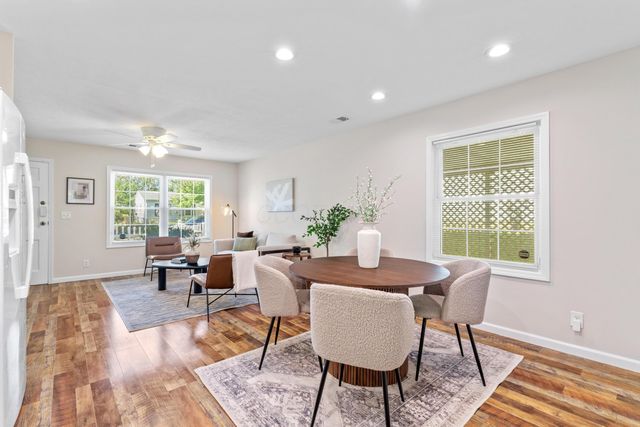 369 Hillview Drive, Johnstown, OH 43031