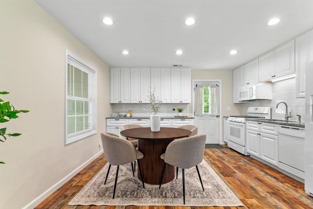 369 Hillview Drive, Johnstown, OH 43031