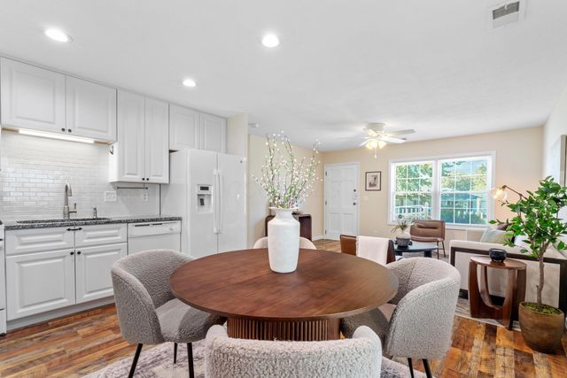 369 Hillview Drive, Johnstown, OH 43031