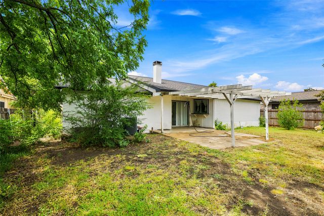 1721 Overbrook Drive, Arlington, TX 76014