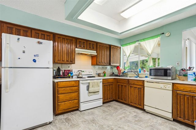 1721 Overbrook Drive, Arlington, TX 76014