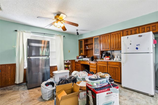 1721 Overbrook Drive, Arlington, TX 76014