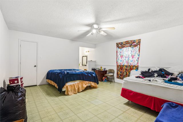 1721 Overbrook Drive, Arlington, TX 76014
