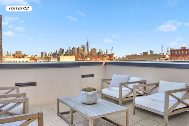28 HUNTINGTON Street, New York City, NY 11231