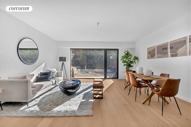 28 HUNTINGTON Street, New York City, NY 11231