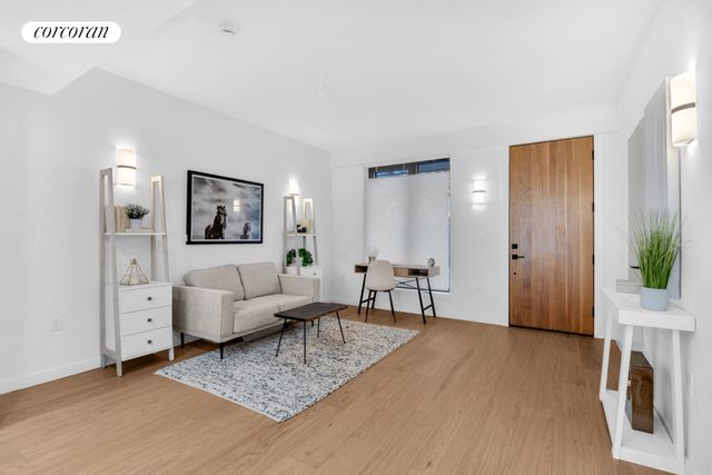 28 HUNTINGTON Street, New York City, NY 11231