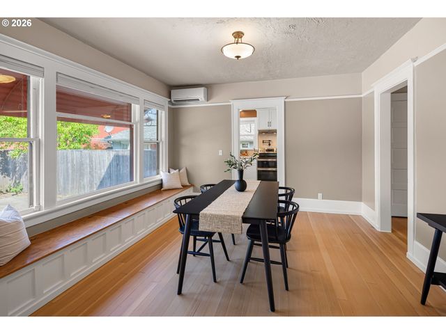 199 SANTA CLARA Ave, Eugene, OR 97404