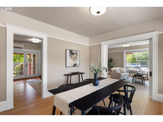 199 SANTA CLARA Ave, Eugene, OR 97404