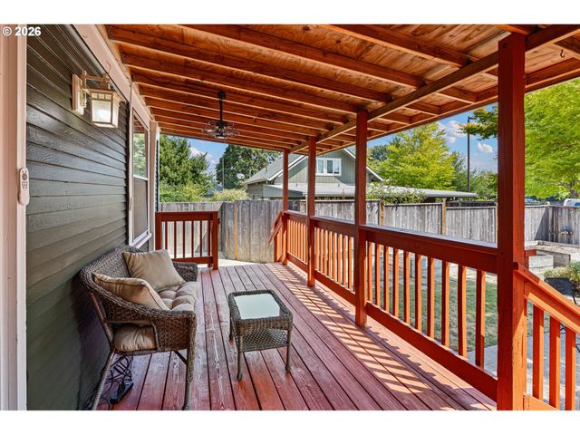 199 SANTA CLARA Ave, Eugene, OR 97404