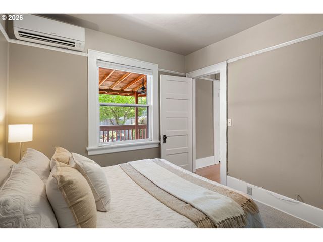 199 SANTA CLARA Ave, Eugene, OR 97404
