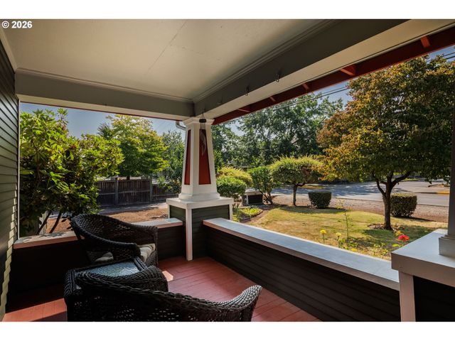 199 SANTA CLARA Ave, Eugene, OR 97404