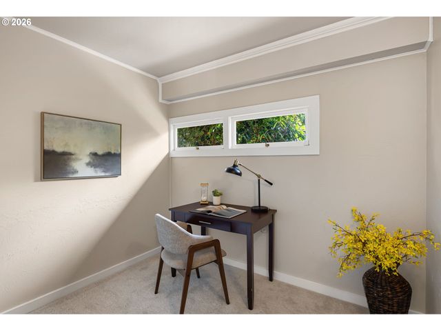 199 SANTA CLARA Ave, Eugene, OR 97404