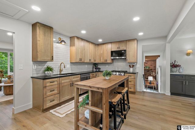 5210 Jade Court, Lincoln, NE 68516