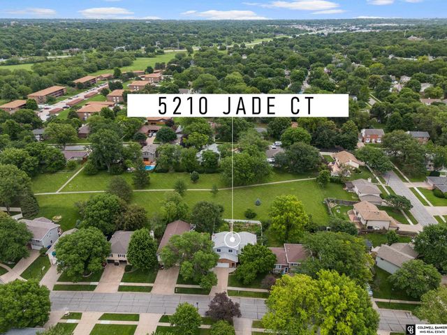 5210 Jade Court, Lincoln, NE 68516
