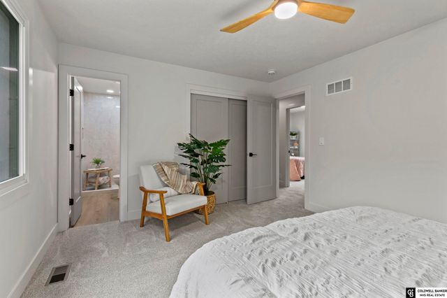 5210 Jade Court, Lincoln, NE 68516