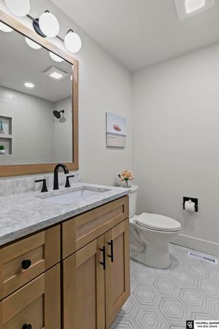 5210 Jade Court, Lincoln, NE 68516