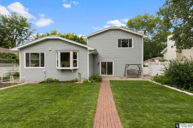 5210 Jade Court, Lincoln, NE 68516