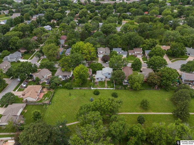 5210 Jade Court, Lincoln, NE 68516