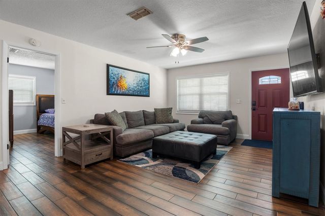 7229 ASHLAND DRIVE, Zephyrhills, FL 33540