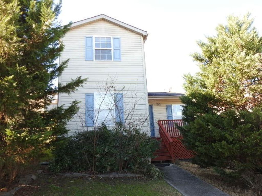 208 Brittany Park Cir, Antioch, TN 37013