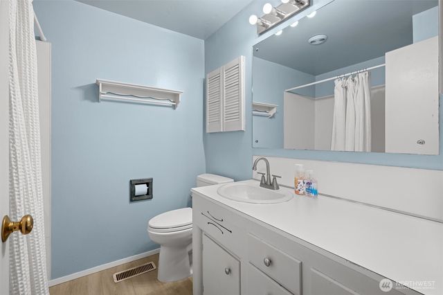 16811 1st Avenue NW, Shoreline, WA 98177