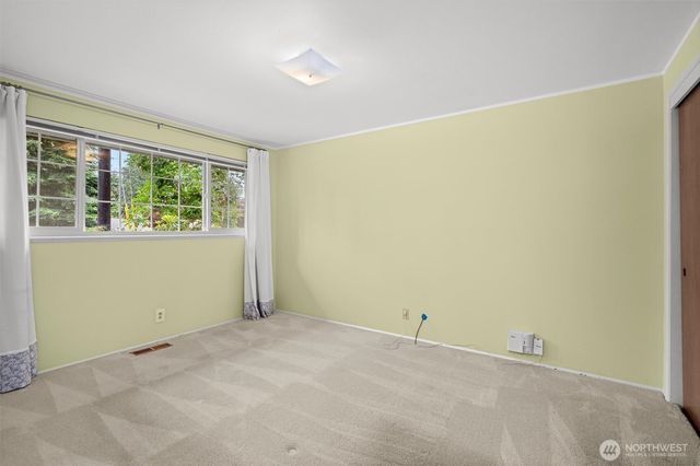 16811 1st Avenue NW, Shoreline, WA 98177