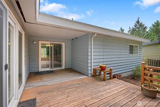 16811 1st Avenue NW, Shoreline, WA 98177